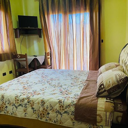 Hotel Paradise Bilisht Extérieur photo