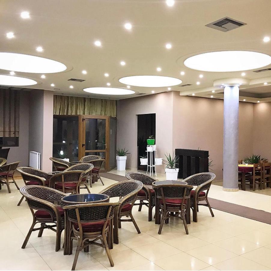 Hotel Paradise Bilisht Extérieur photo